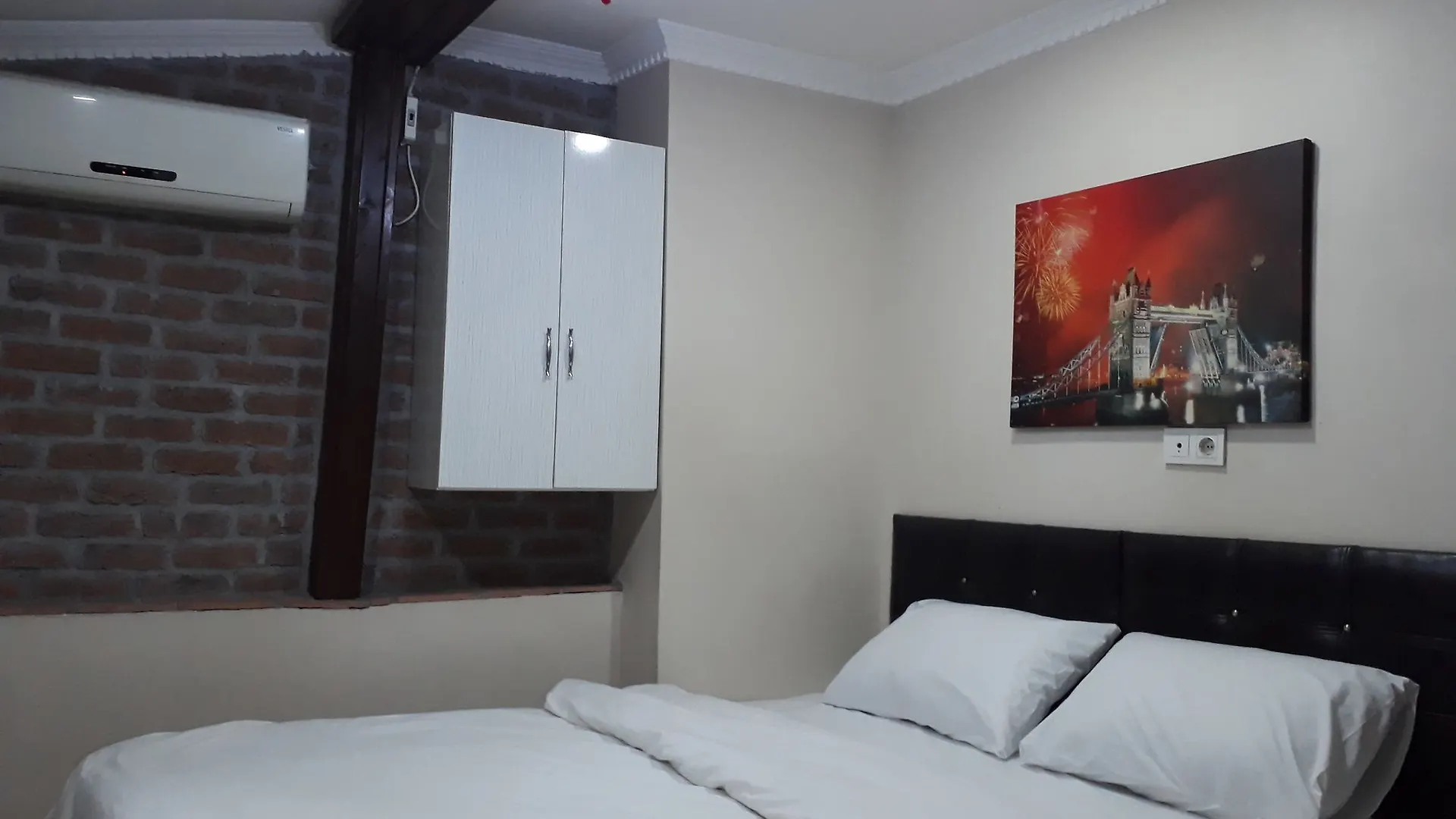 Taksim City Suites contacts